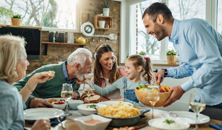 save money on feeding extended family at easter